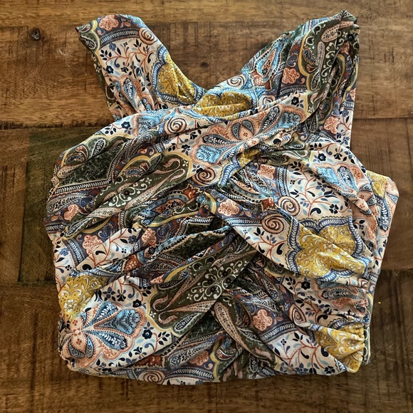 ♥️CLEARANCE♥️ Ruched-Front One-Piece Swimsuit NWT size 8 - Picture 2 of 4